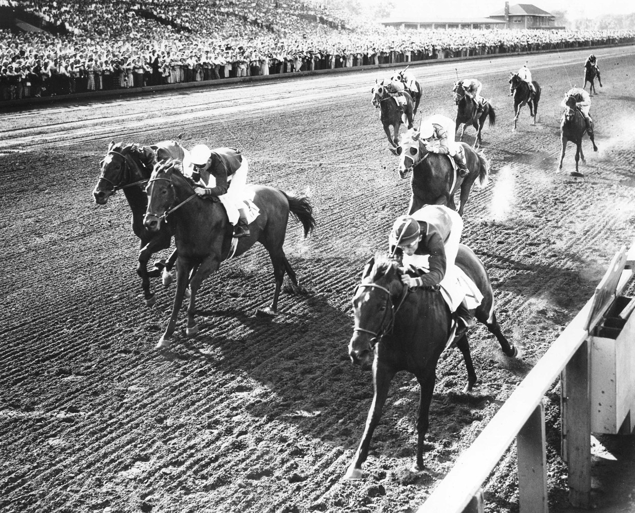 Bewitch (Doug Dodson up) defeating fellow future Hall of Famer Citation in the Washington Park Futurity (Washington Park Photo/Museum Collection)