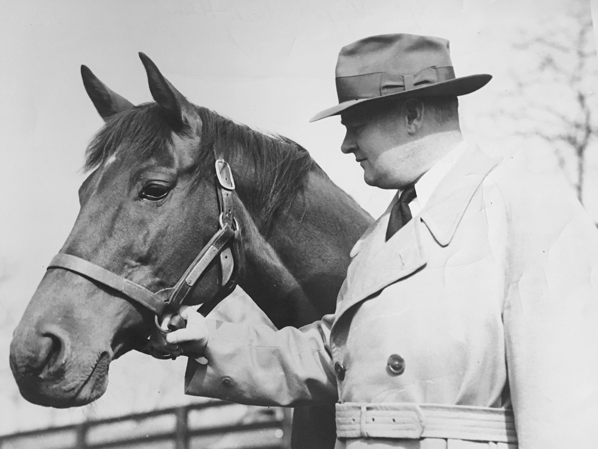 Black Helen and Ogden Phipps (Keeneland Library Thoroughbred Times Collection)